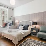 Centre By Michal&friends
